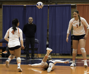 SU recorded a .000 hitting percentage in the second set, and dropped the match in straight sets.